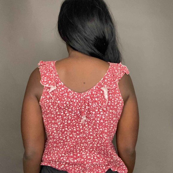 Floral Sleeveless Top - Picture 4 of 4